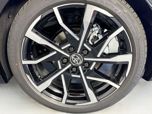 New 2026 Toyota Prius Plug-In Hybrid image 30