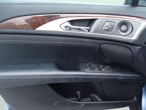 Used 2019 Lincoln MKZ Reserve w/ Reserve Plus Package image 23