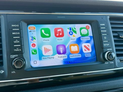 Used 2019 Kia Sedona EX w/ EX Premium Package image 32