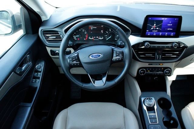 Used 2021 Ford Escape SEL AWD/4WD image 19