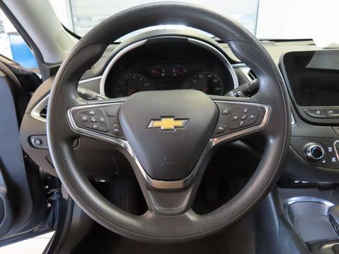 Used 2023 Chevrolet Malibu LT image 8