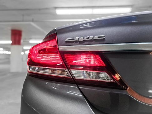 Used 2015 Honda Civic EX-L image 9