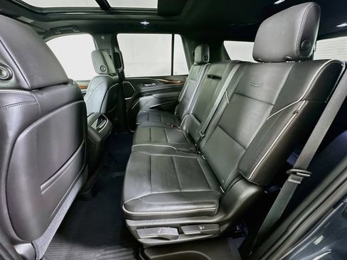 Used 2021 Cadillac Escalade Premium Luxury w/ Driver Assist Tech Package AWD/4WD image 32