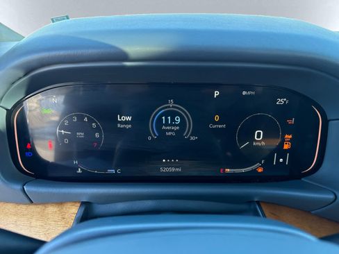 Used 2022 Jeep Grand Wagoneer Series II image 5