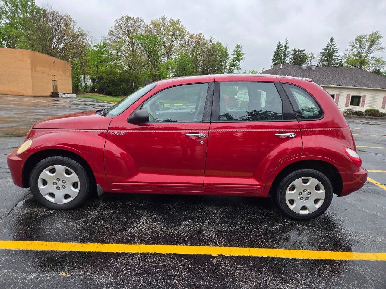 Used 2006 Chrysler PT Cruiser Touring FWD image 4