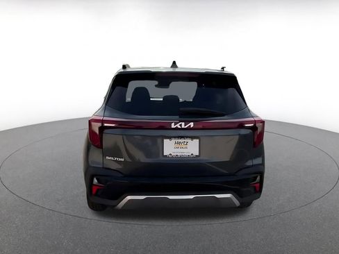 Used 2025 Kia Seltos S FWD image 12