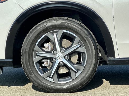 Certified 2025 Honda HR-V EX-L image 28