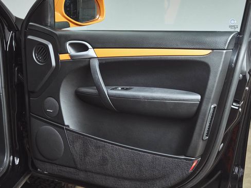 Used 2010 Porsche Cayenne S Transsyberia image 19