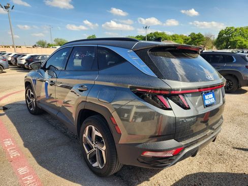 Certified 2023 Hyundai Tucson Limited image 4