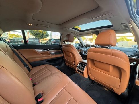 Used 2016 BMW 740i RWD image 41