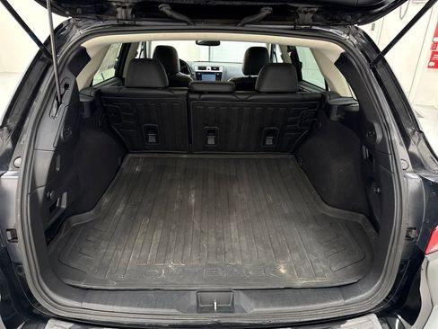 Used 2015 Subaru Outback 3.6R Limited image 28