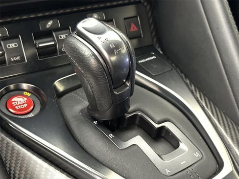 Used 2018 Nissan GT-R Premium image 20