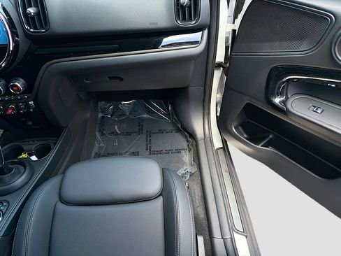 Used 2024 MINI Cooper Countryman S w/ Storage Package FWD image 16