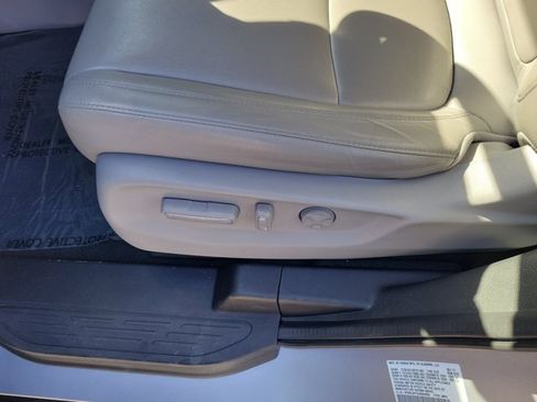 Used 2018 Honda Odyssey EX-L image 20