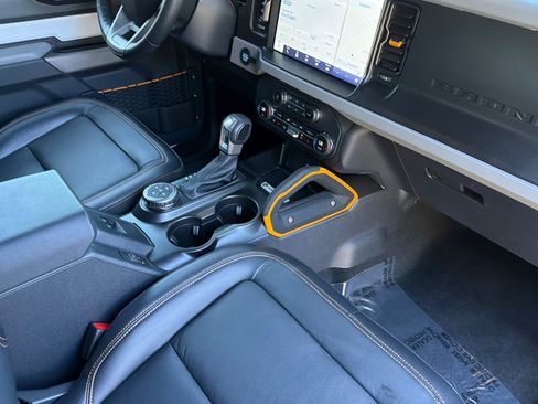 Used 2023 Ford Bronco Badlands AWD/4WD image 19