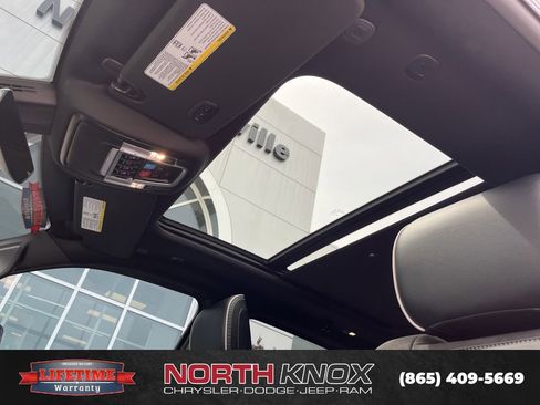 Used 2025 RAM 1500 Laramie w/ Night Edition AWD/4WD image 12
