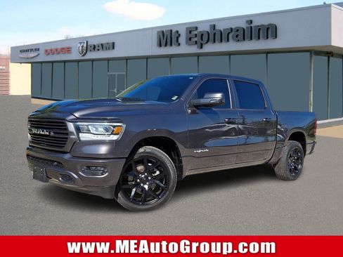 Used 2023 RAM 1500 Laramie AWD/4WD image 1