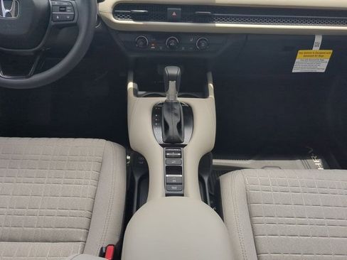 New 2026 Honda HR-V LX image 16