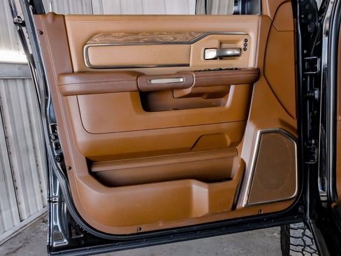 Used 2019 RAM 2500 Limited image 44