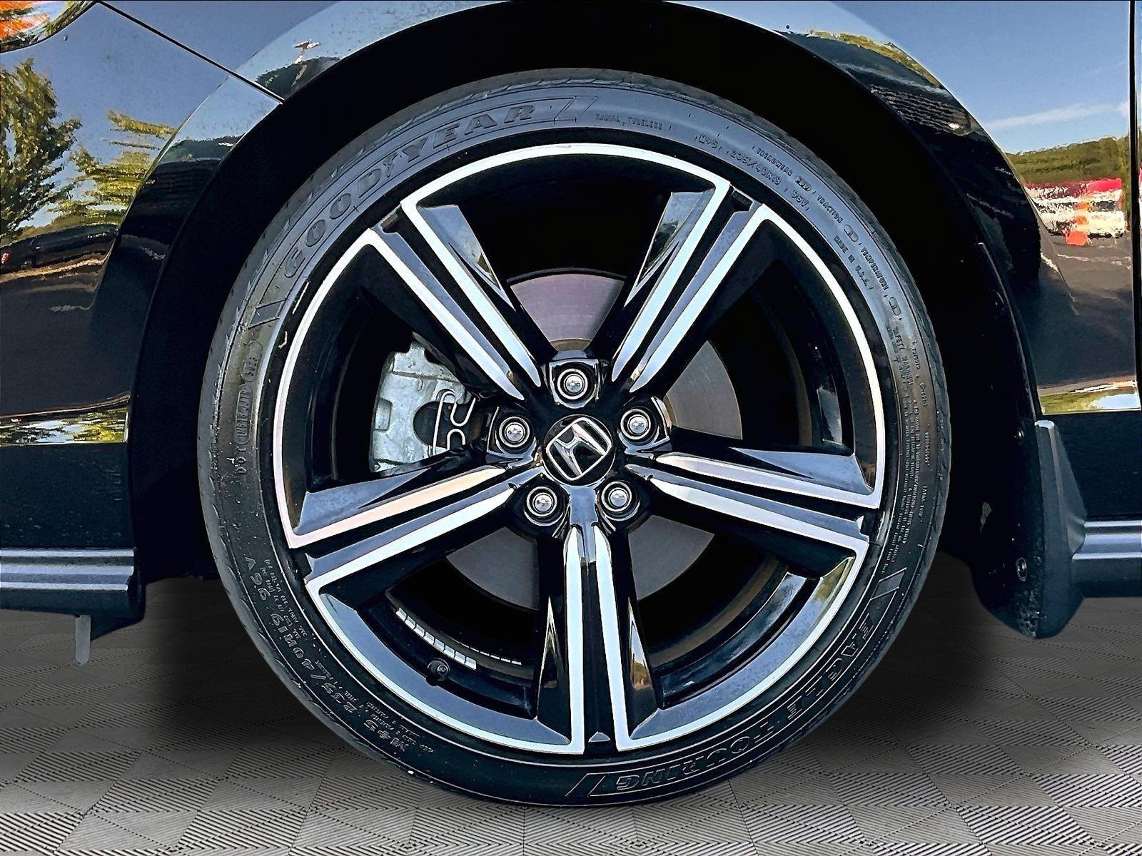 Certified 2024 Honda Accord Sport image 33