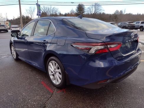 Used 2023 Toyota Camry LE image 9