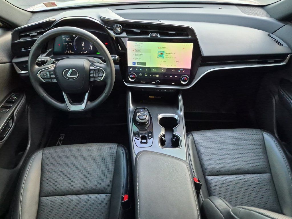 Used 2025 Lexus RZ 300e FWD image 14