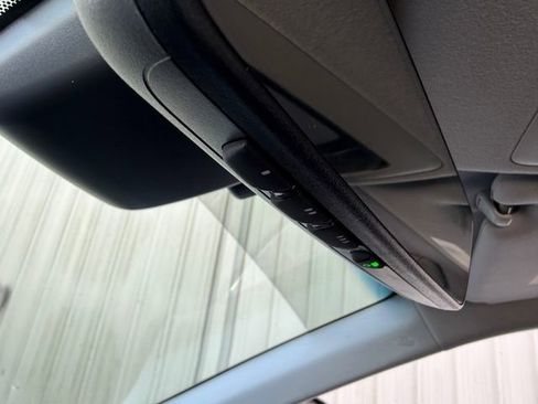 Used 2017 Lexus ES 350 w/ Premium Package image 28