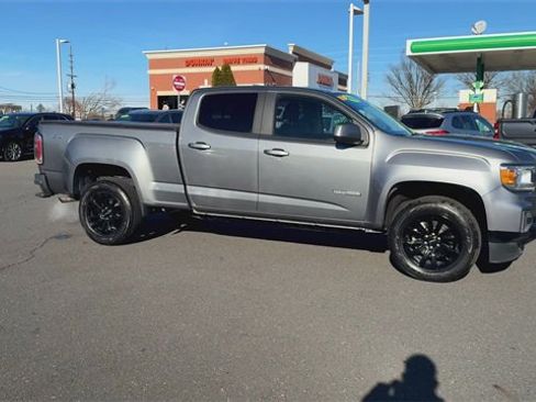 Used 2022 GMC Canyon Elevation image 2