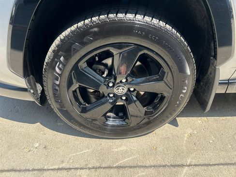 Used 2020 Toyota RAV4 XSE AWD/4WD image 13