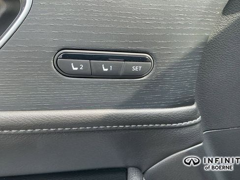 Certified 2025 INFINITI QX80 Sensory image 23