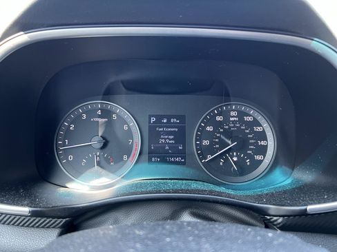 Used 2019 Hyundai Tucson SE AWD/4WD image 18