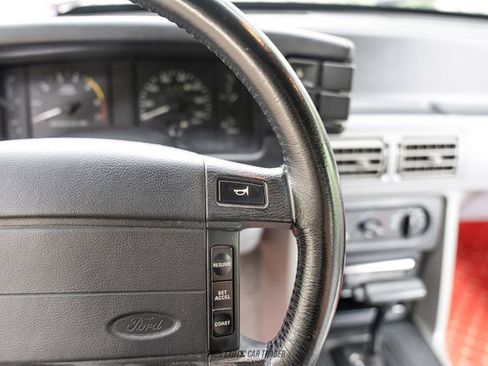 Used 1993 Ford Mustang LX RWD image 77