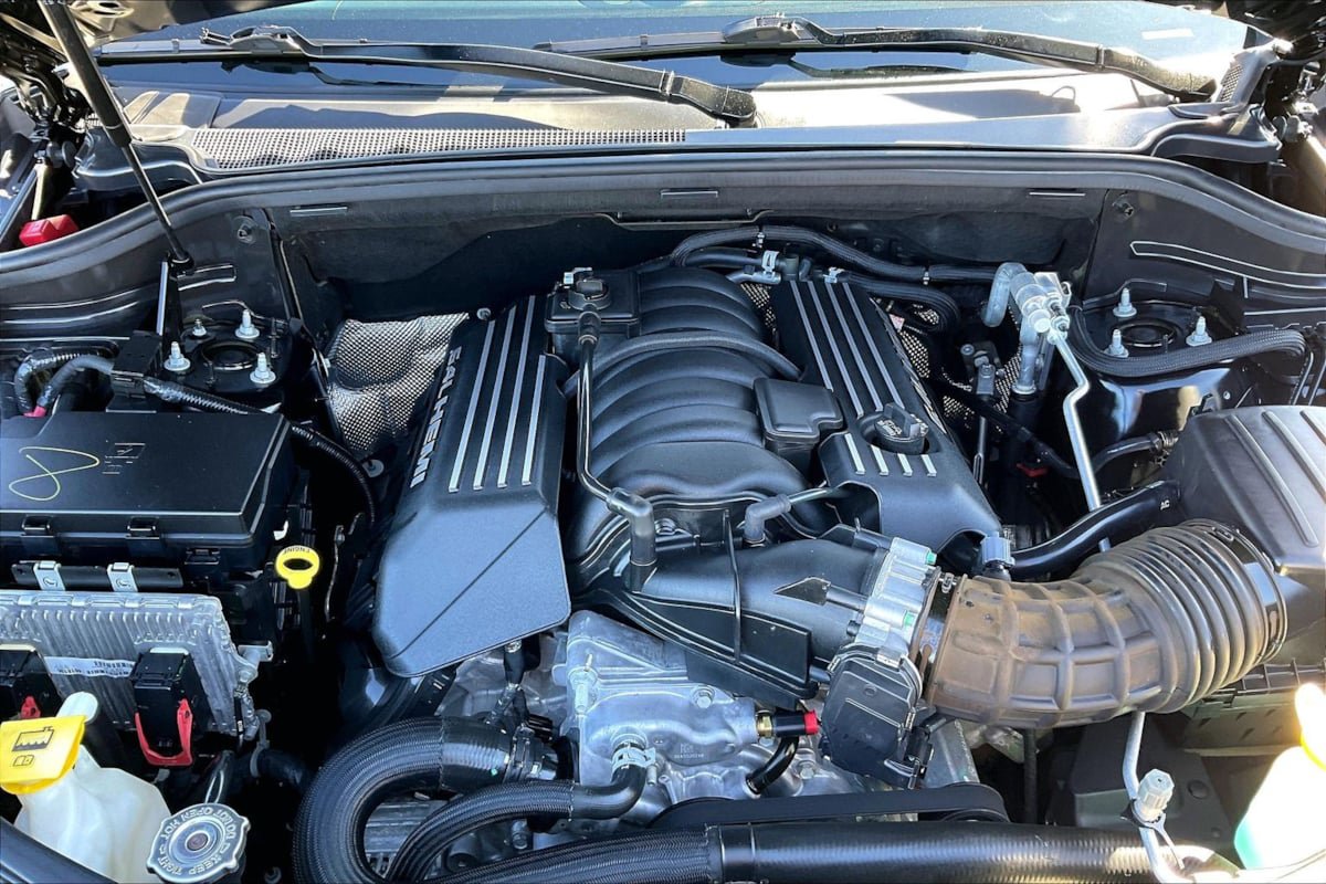 Used 2019 Jeep Grand Cherokee SRT AWD/4WD image 9