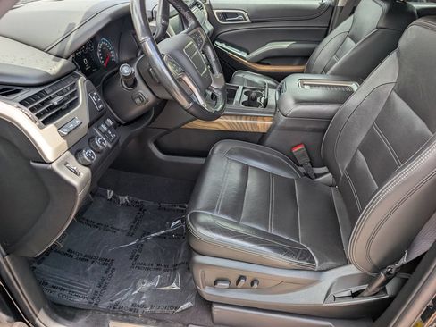 Used 2020 GMC Yukon Denali w/ Open Road Package AWD/4WD image 11