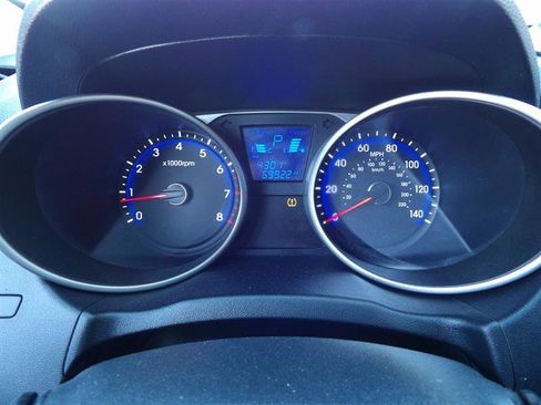 Used 2014 Hyundai Tucson Limited image 19