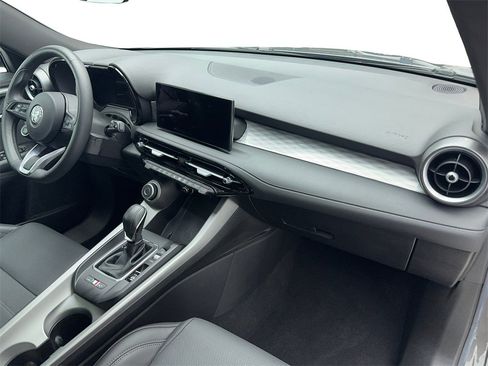 Used 2024 Alfa Romeo Tonale Ti w/ Active Assist Package image 41