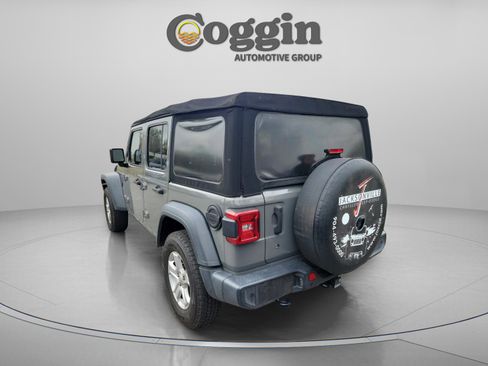 Used 2018 Jeep Wrangler Unlimited Sport S image 4
