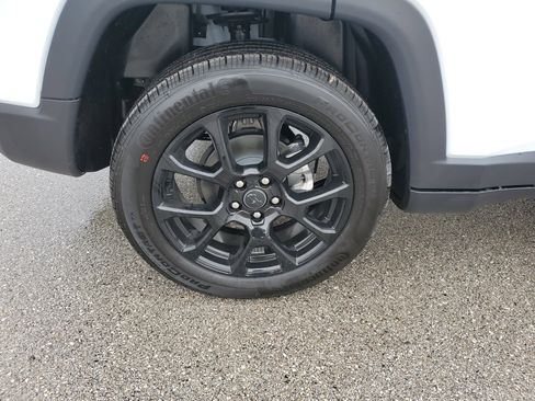 New 2026 Jeep Compass Latitude image 48