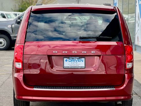 Used 2011 Dodge Grand Caravan Express FWD image 31
