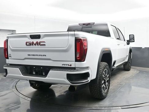 Used 2021 GMC Sierra 2500 AT4 w/ AT4 Premium Plus Package AWD/4WD image 14