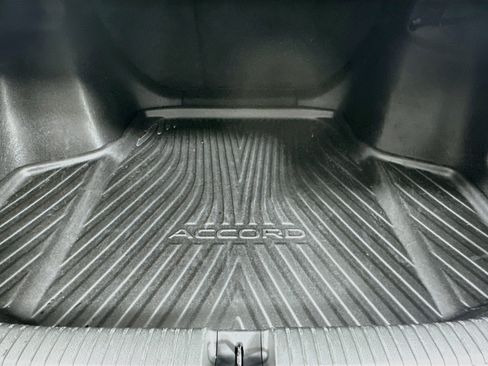 Used 2024 Honda Accord EX image 27
