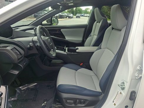 Used 2023 Subaru Solterra AWD image 15