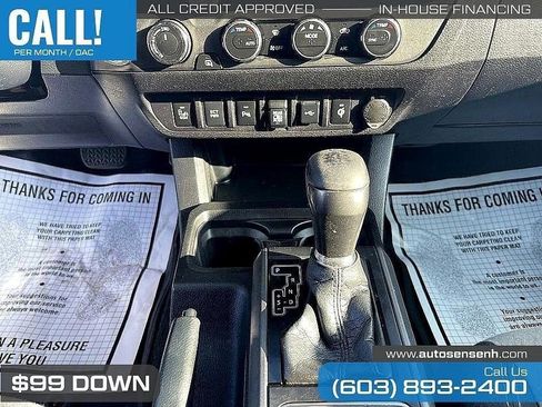 Used 2021 Toyota Tacoma TRD Off-Road w/ Technology Package AWD/4WD image 33