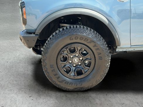 Used 2024 Ford Bronco Wildtrak AWD/4WD image 26