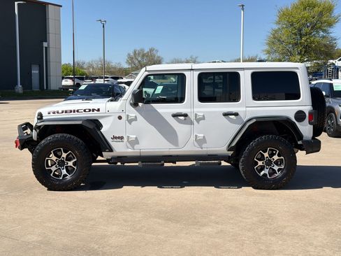 Used 2022 Jeep Wrangler Unlimited Rubicon w/ Cold Weather Group AWD/4WD image 2