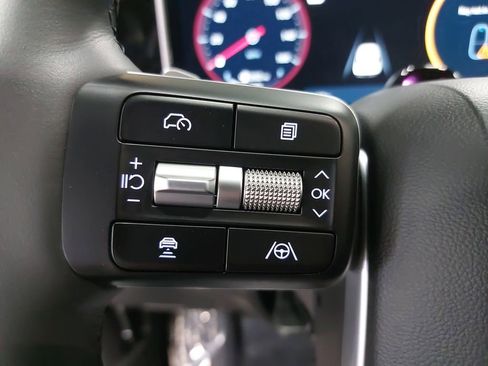 Certified 2025 Hyundai Santa Fe Limited AWD/4WD image 17