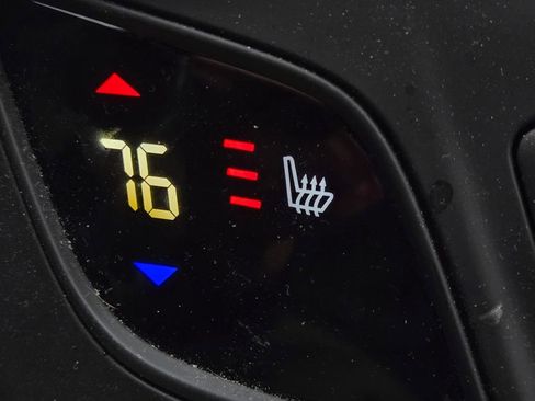 Used 2020 Buick Envision Essence image 17