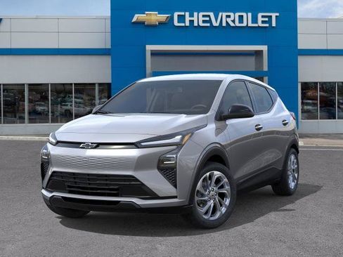 New 2027 Chevrolet Bolt LT w/ Comfort Package FWD image 6