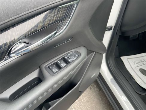 Used 2021 Cadillac XT6 Premium Luxury image 23