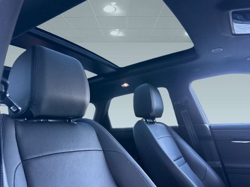 Used 2025 Land Rover Range Rover Evoque S image 15